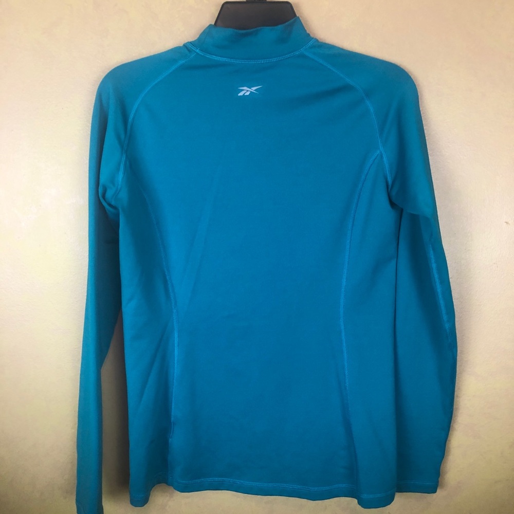 Women’s Reebok pullover, size medium - Picture 5 of 8